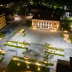 кастро/castro