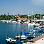 кастро/castro