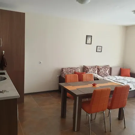 кастро/castro Apartment Tsarevo