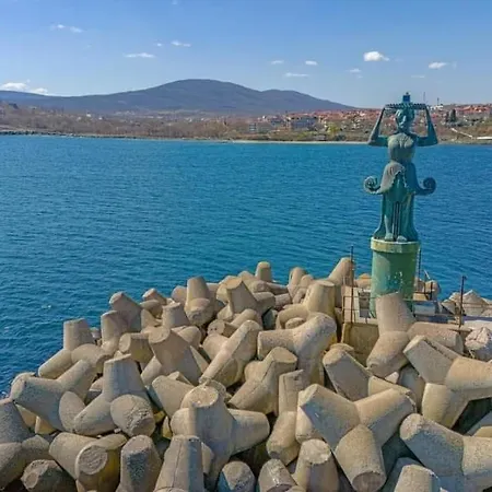 кастро/castro *