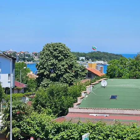 кастро/castro Apartment Tsarevo