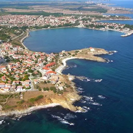 кастро/castro Apartmán Carevo