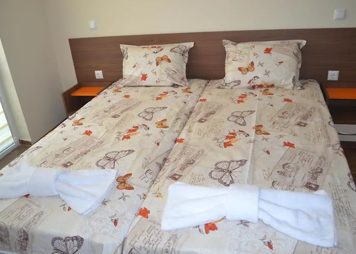 кастро/castro Tsarevo